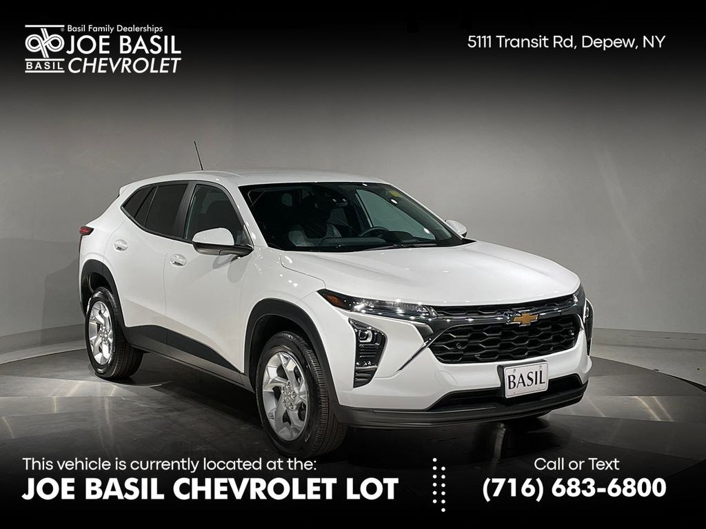 Used 2024 Chevrolet Trax LS SUV