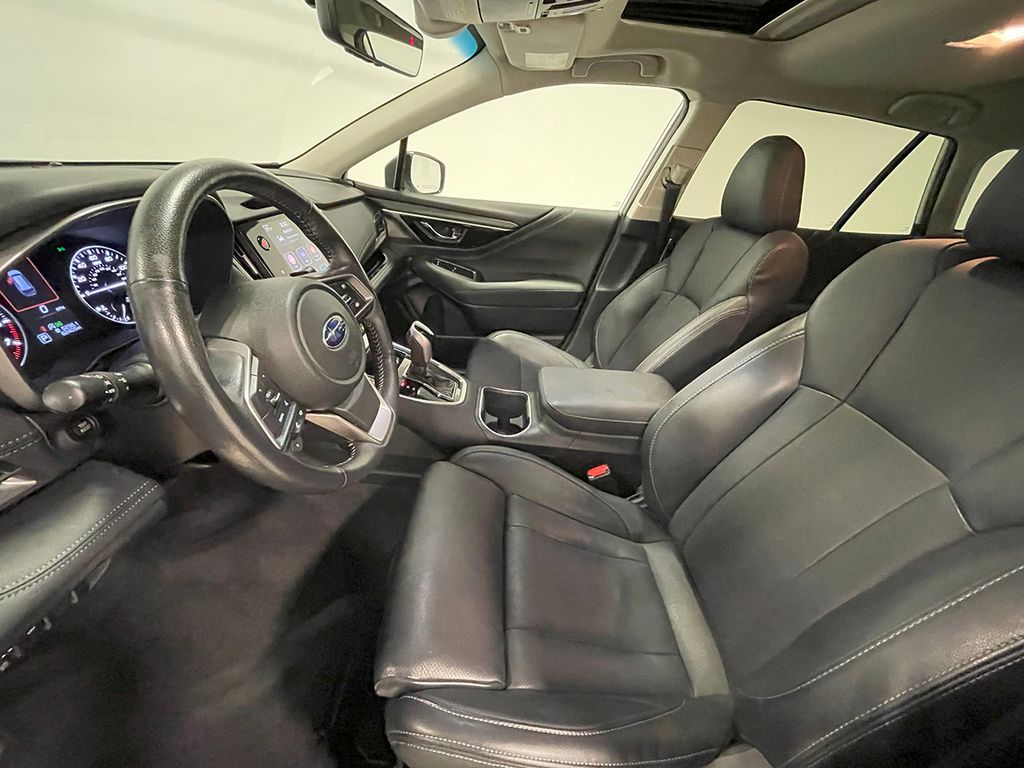 2021 Subaru Outback Limited photo 2