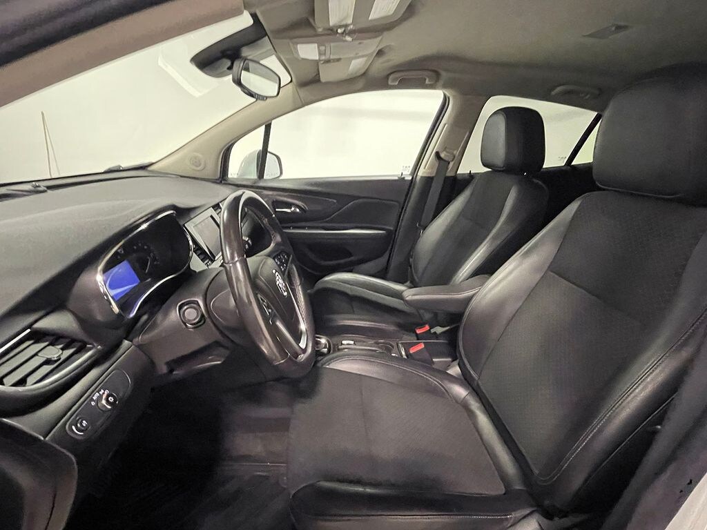 Used 2022 Buick Encore Preferred SUV