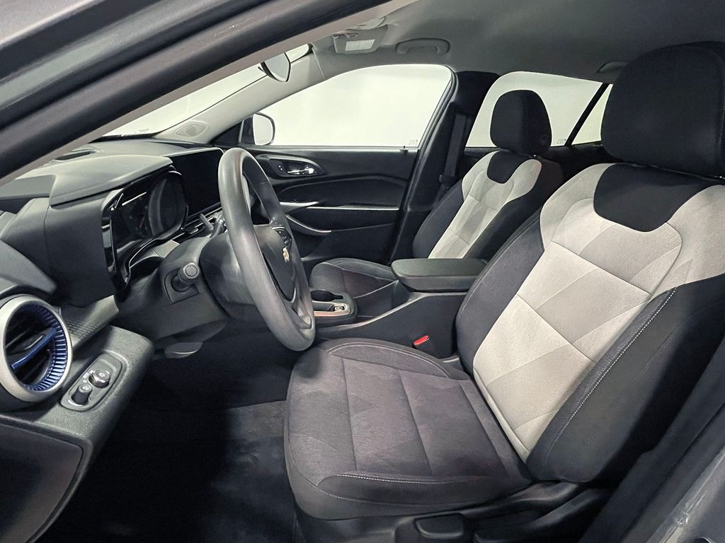 Used 2024 Chevrolet Trax LS SUV