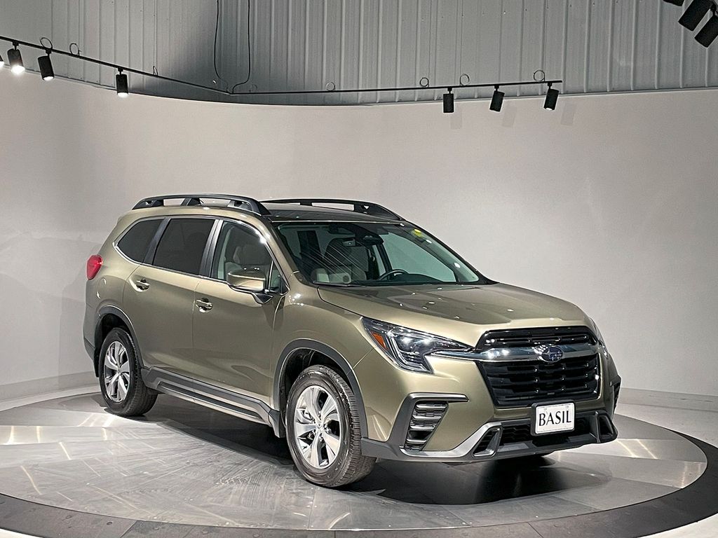 2024 Subaru Ascent Premium photo 3