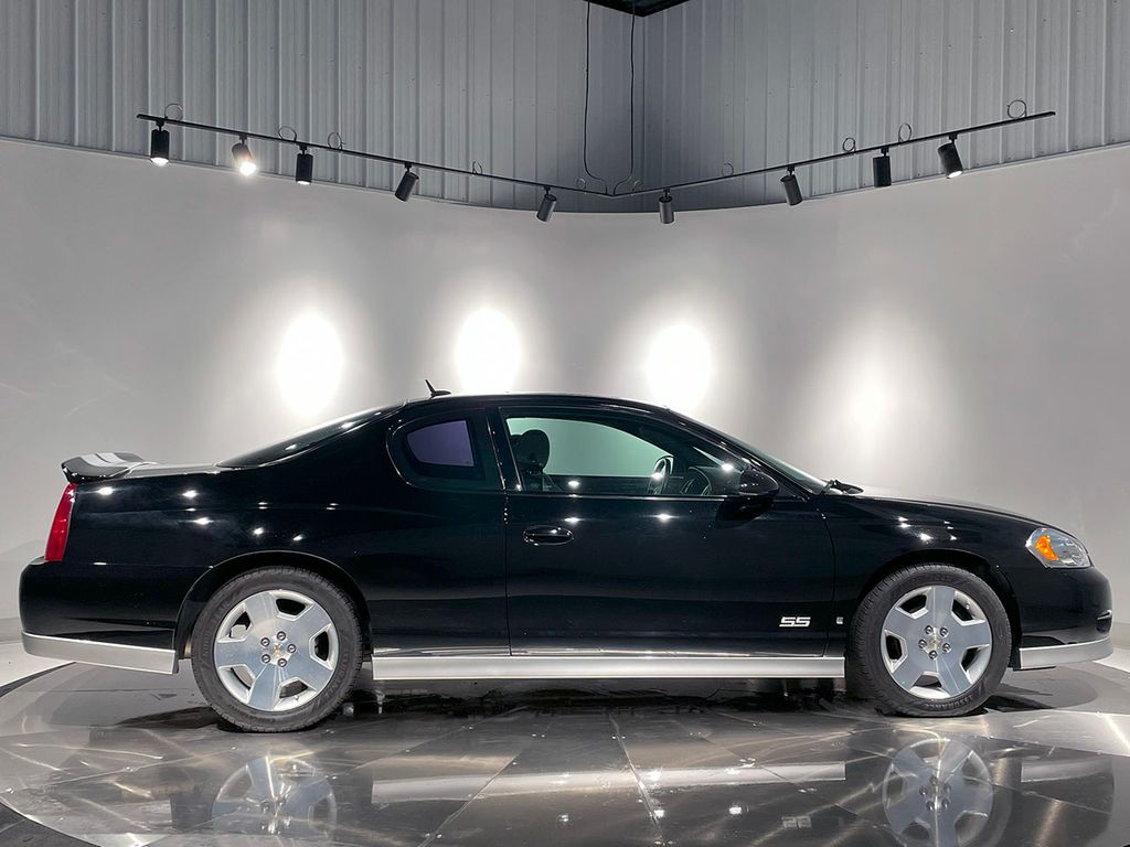 2006 Chevrolet Monte Carlo SS photo 3