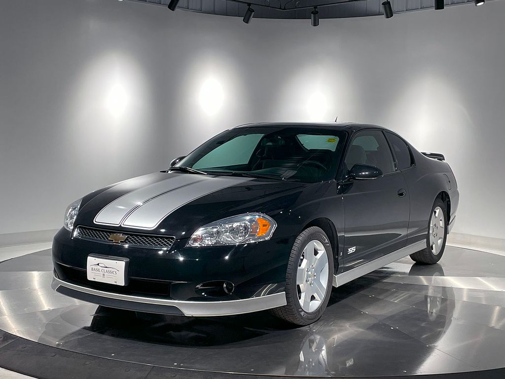 2006 Chevrolet Monte Carlo SS photo 2