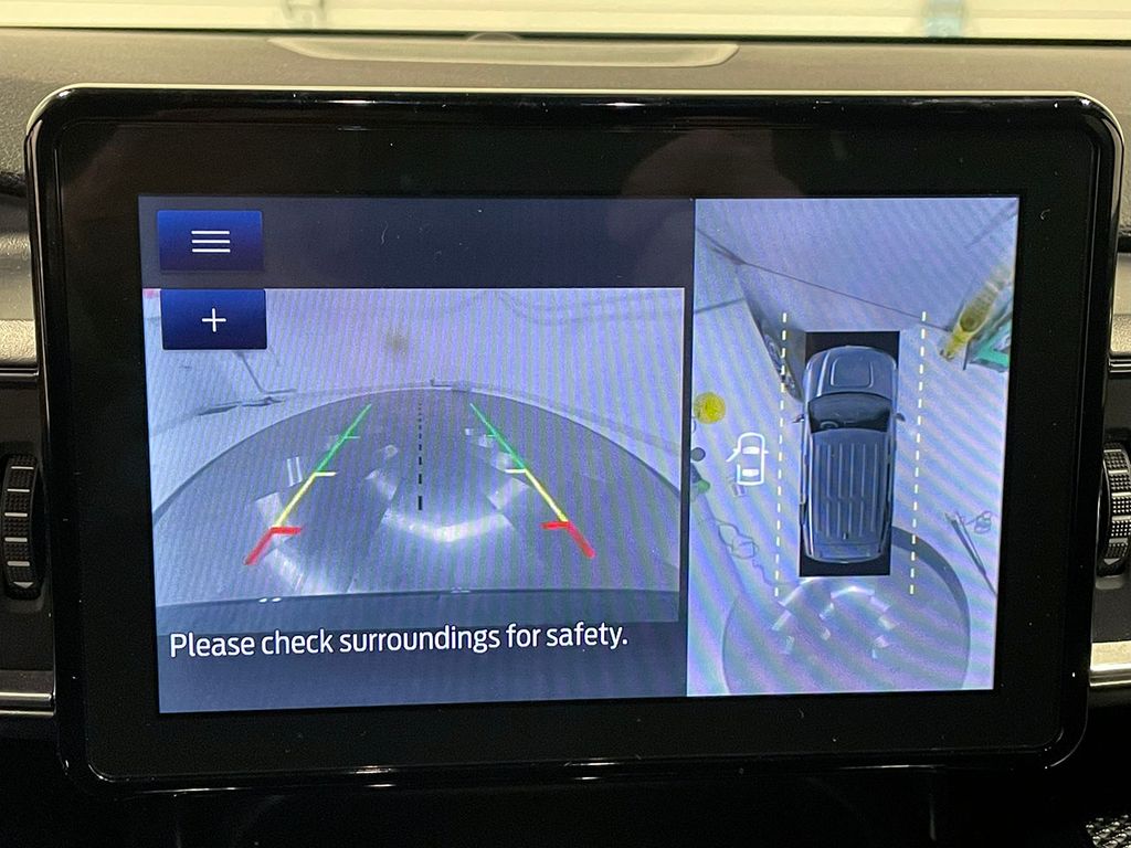 2023 Ford Explorer ST-Line photo 3