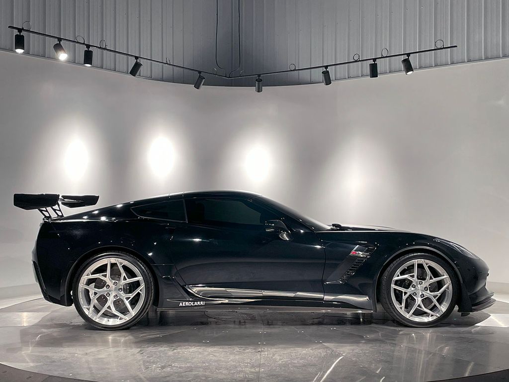 2017 Chevrolet Corvette Z06 Coupe photo 4