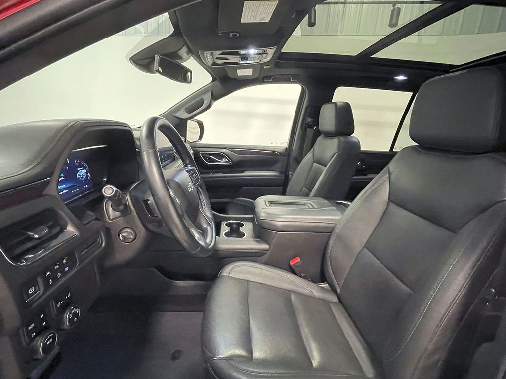 2023 Chevrolet Tahoe Z71 photo 2