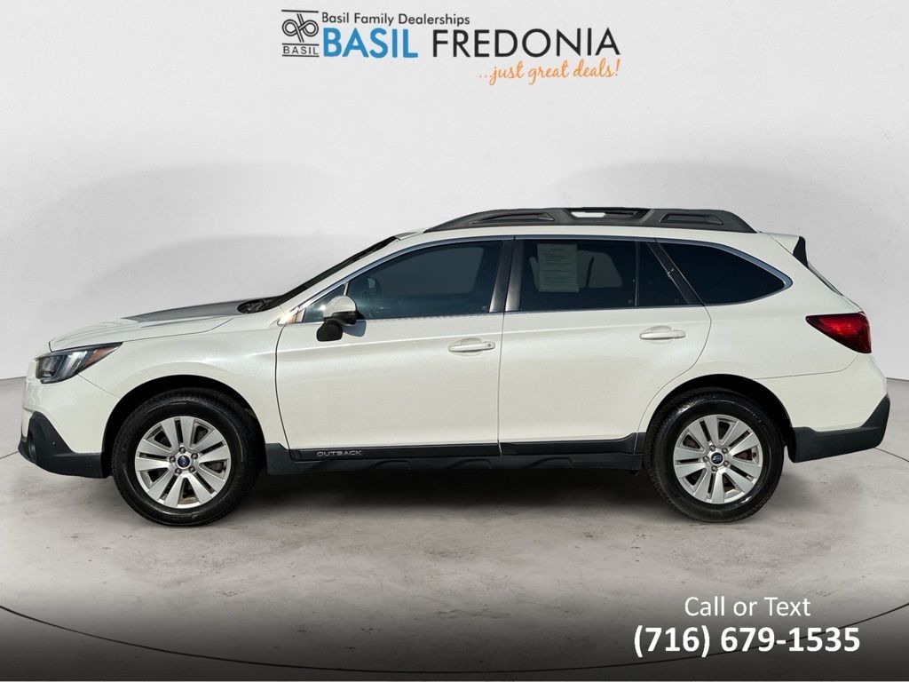 2019 Subaru Outback 2.5i Premium photo 2