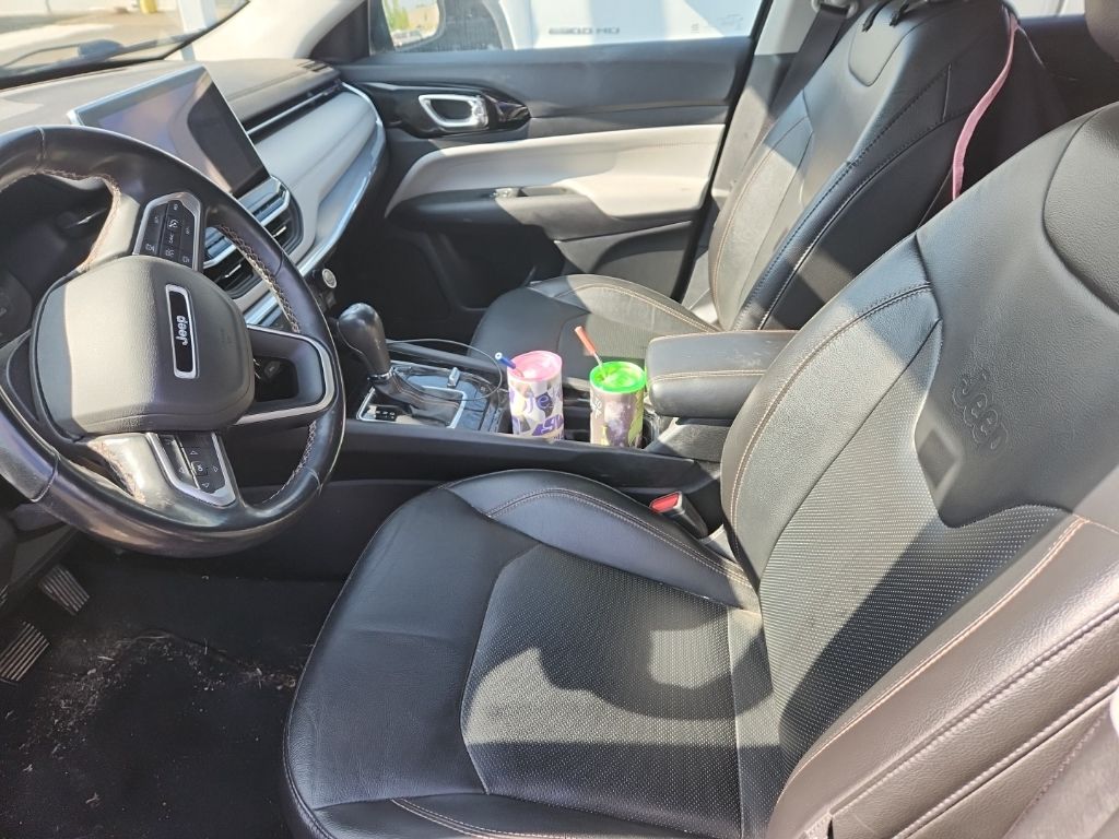 2022 Jeep Compass Limited photo 2
