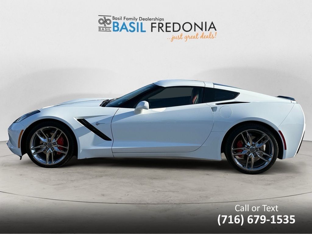 2019 Chevrolet Corvette Stingray 1LT photo 2