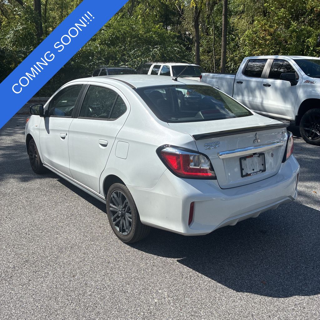 2022 Mitsubishi Mirage G4 Black Edition photo 3