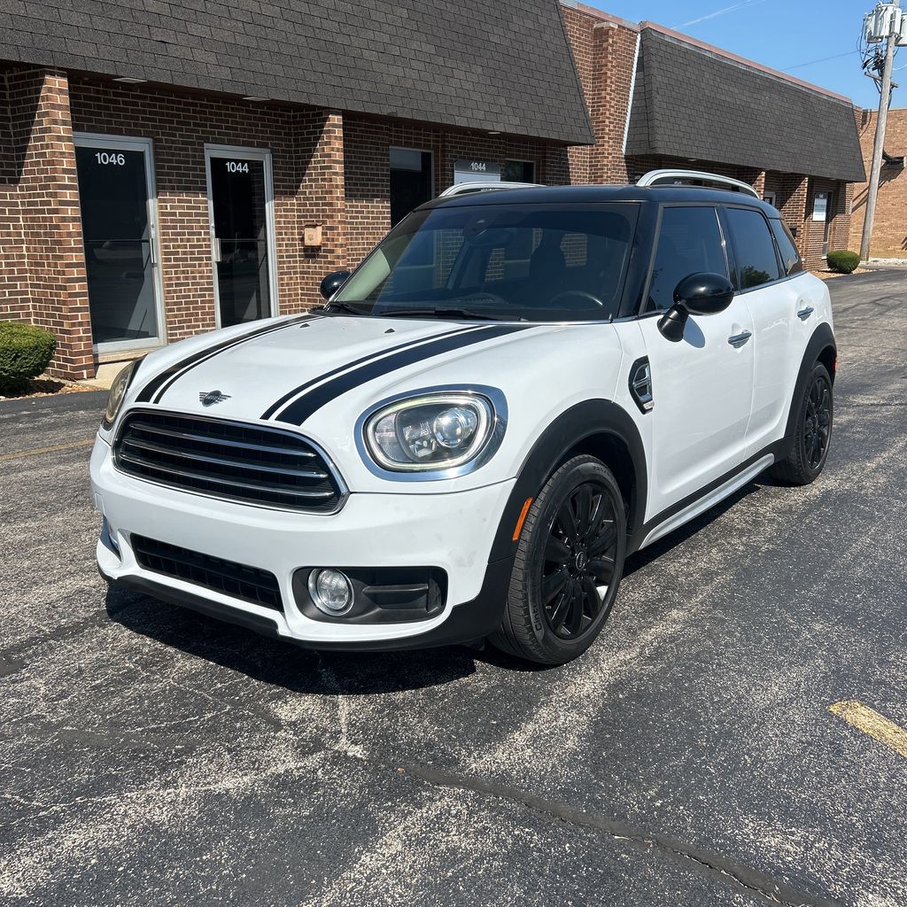 2019 MINI Countryman Base's photo