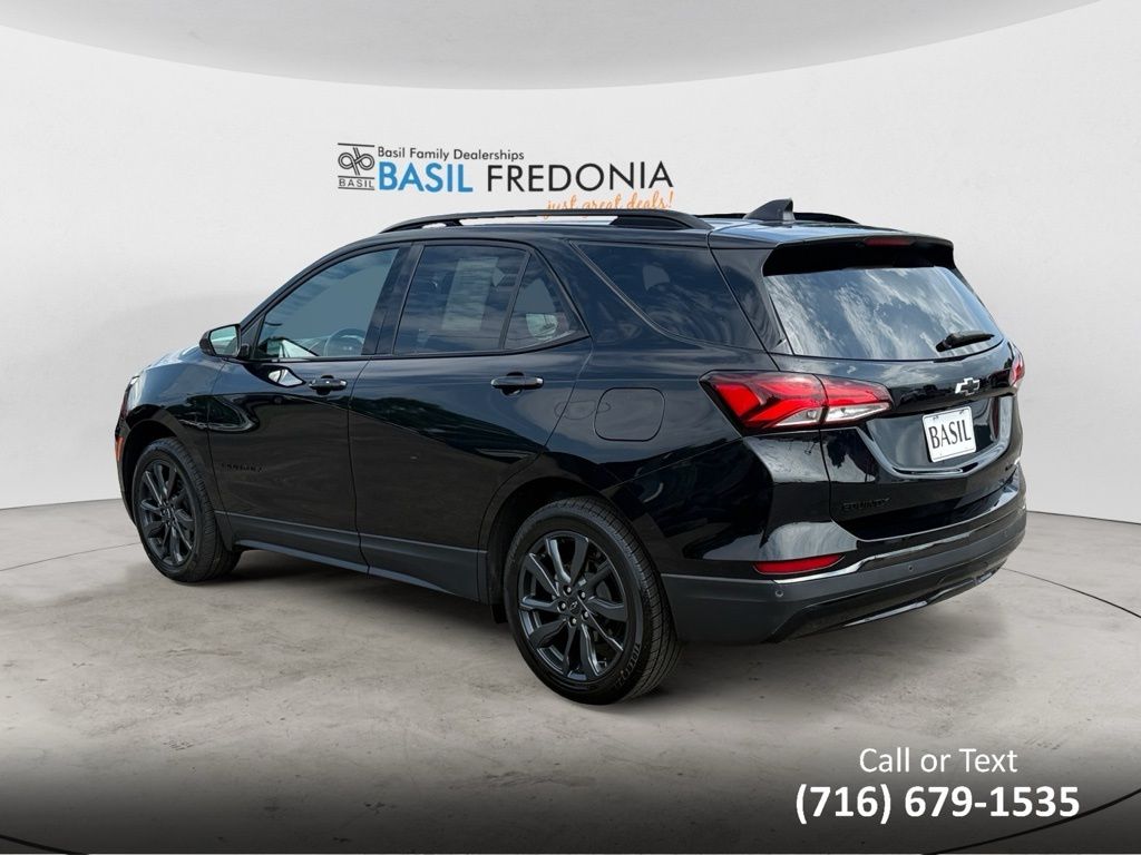 2023 Chevrolet Equinox RS photo 3