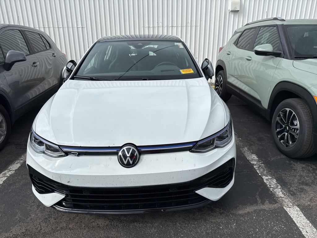 2024 Volkswagen Golf R photo 2