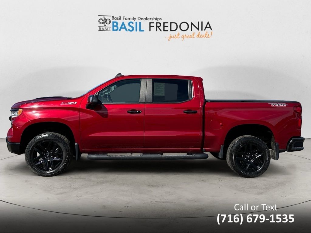 2022 Chevrolet Silverado 1500 LT Trail Boss photo 2