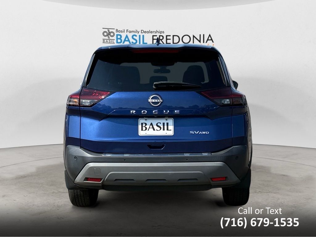 2023 Nissan Rogue SV photo 3