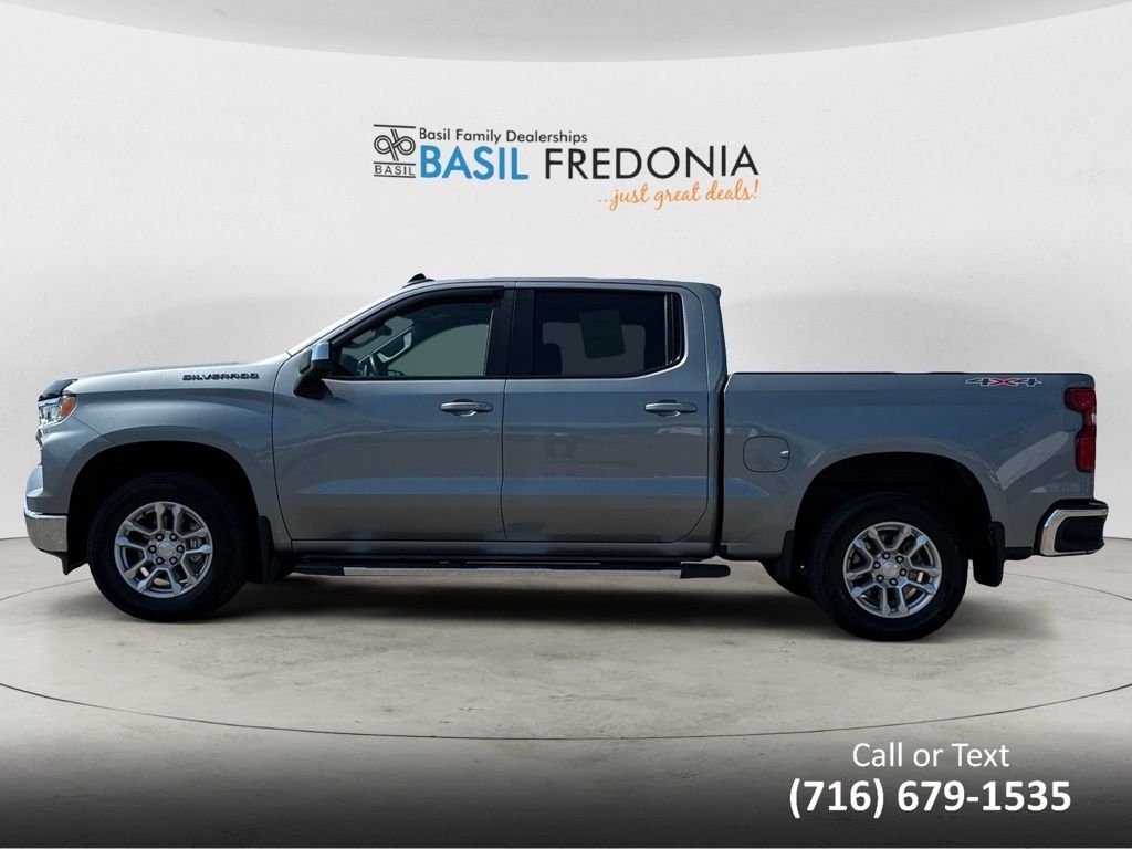 Used 2023 Chevrolet Silverado 1500 LT with VIN 3GCPDKEK1PG275892 for sale in Cheektowaga, NY