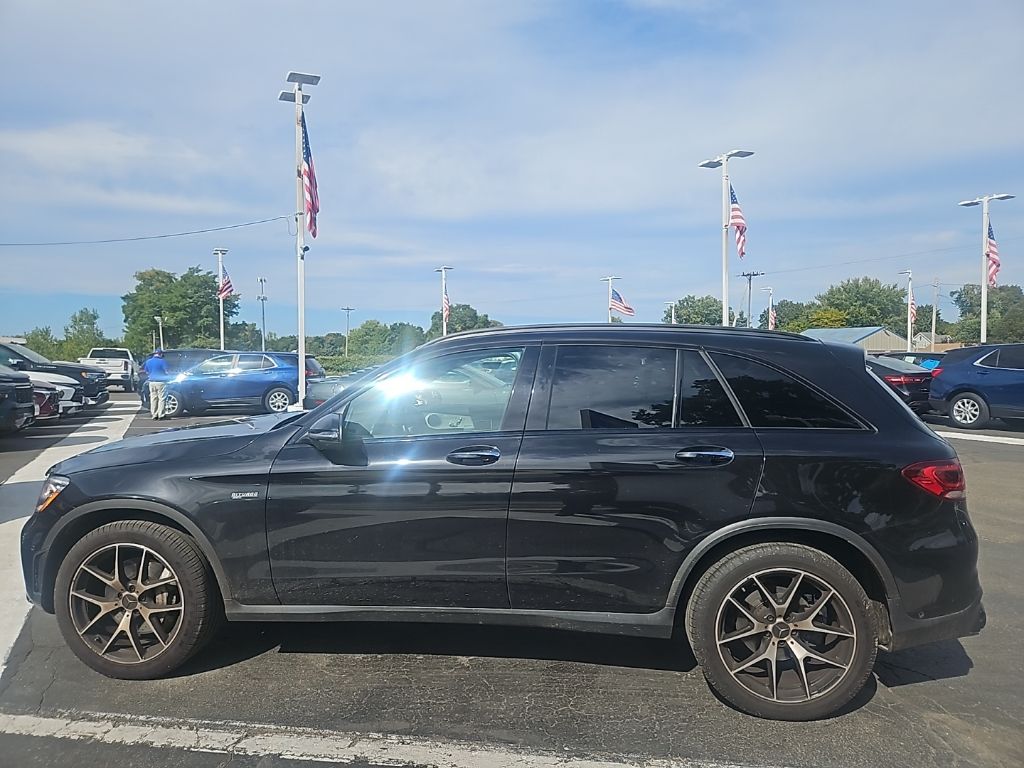 2022 Mercedes Benz GLC 43 AMG 4MATIC photo 2