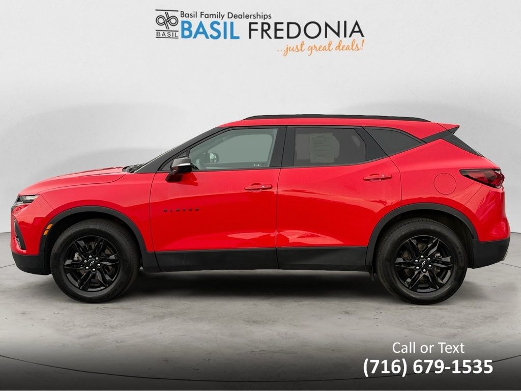 2021 Chevrolet Blazer 2LT photo 2