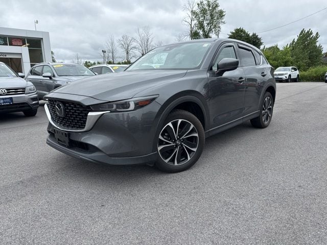 2023 Mazda CX-5 S Premium package's photo