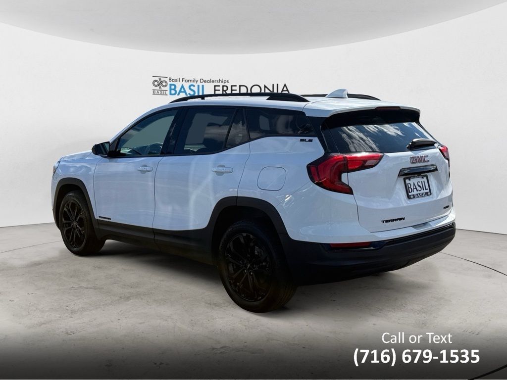 2021 Gmc Terrain SLE photo 2