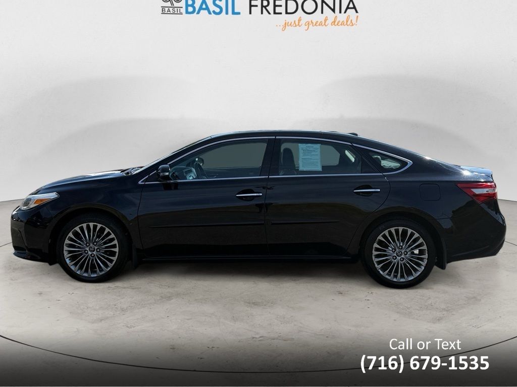 2018 Toyota Avalon Limited photo 2