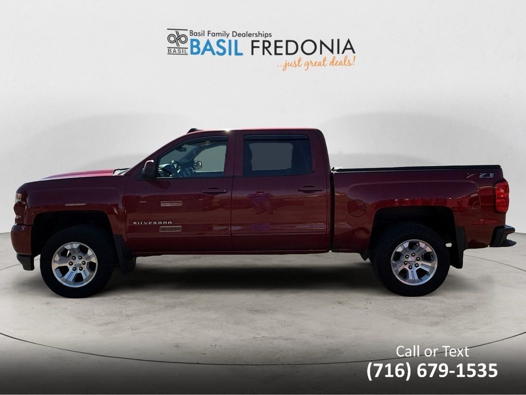 2018 Chevrolet Silverado 1500 LT photo 2