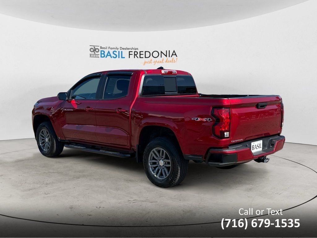 2023 Chevrolet Colorado LT photo 3