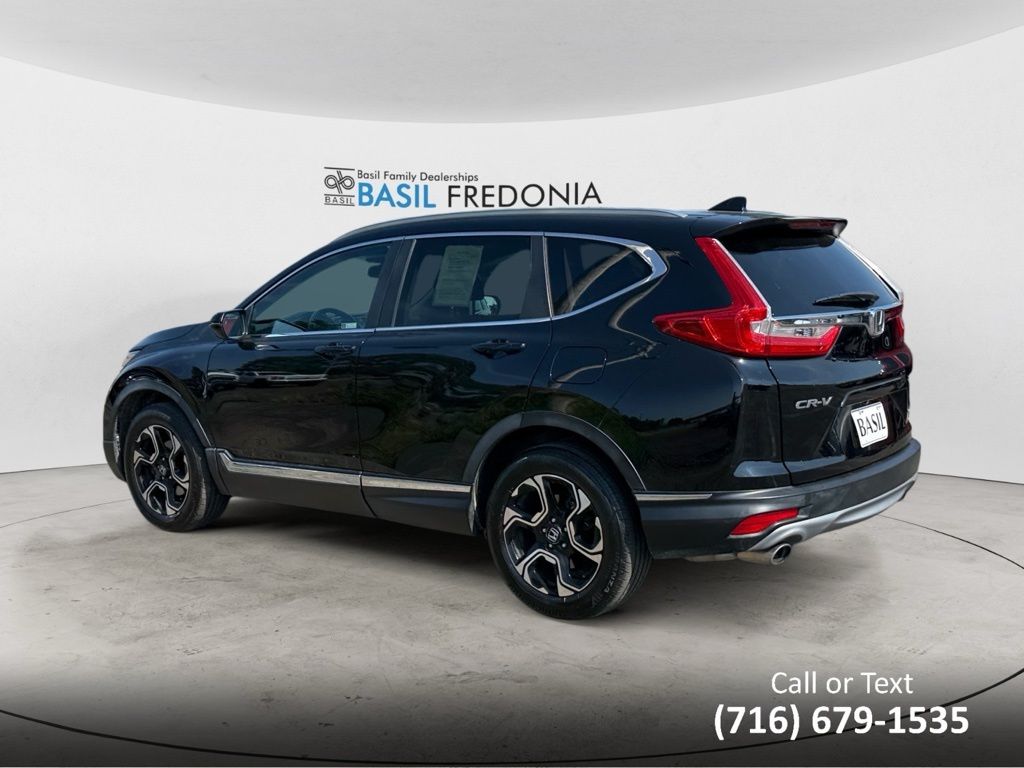 2019 Honda CR-V Touring photo 3