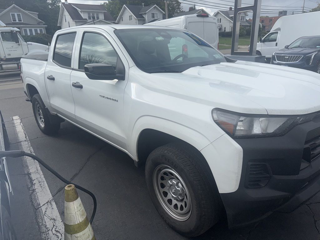 2023 Chevrolet Colorado Work Truck photo 2