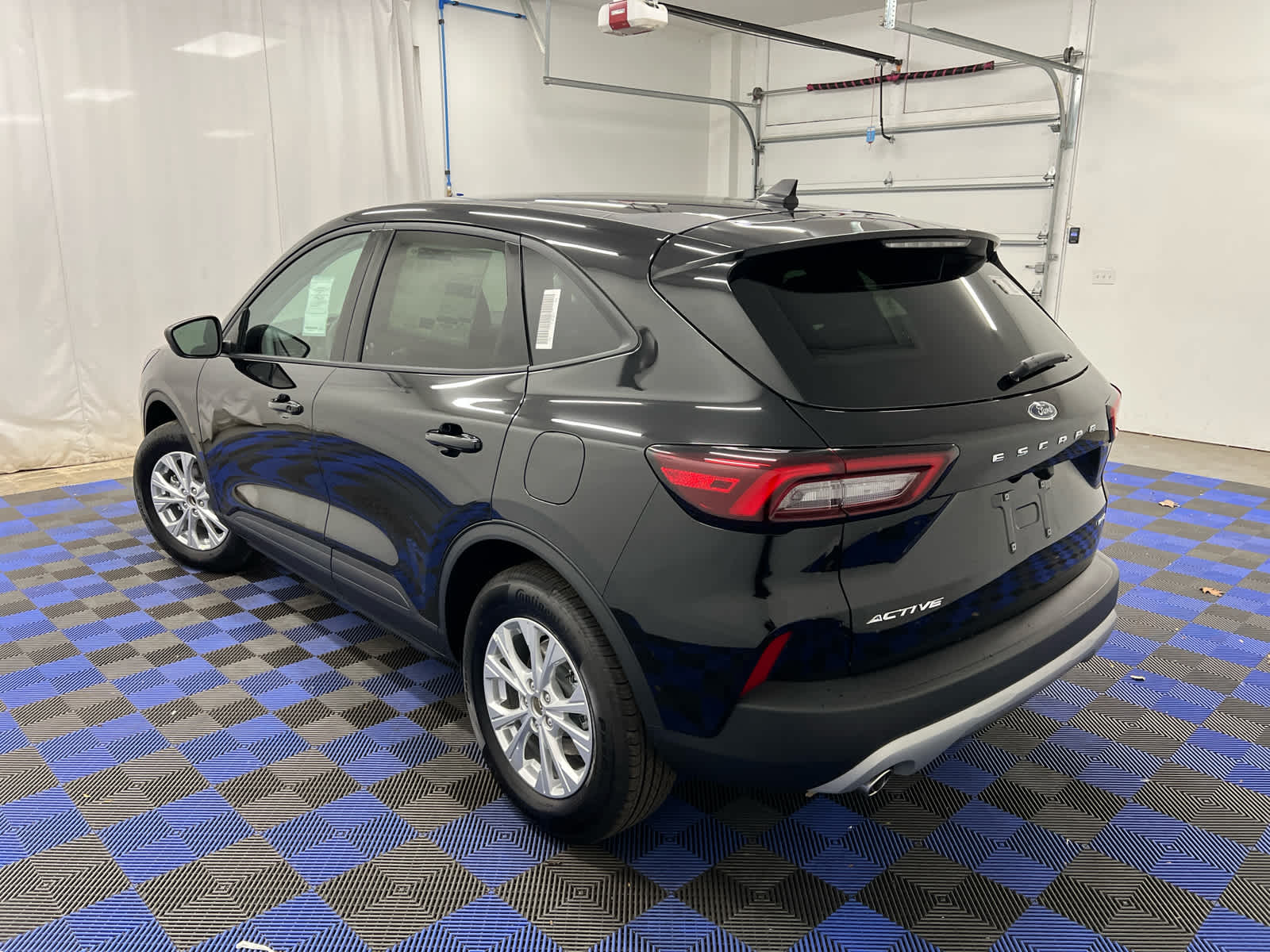 2025 Ford Escape Active photo 4