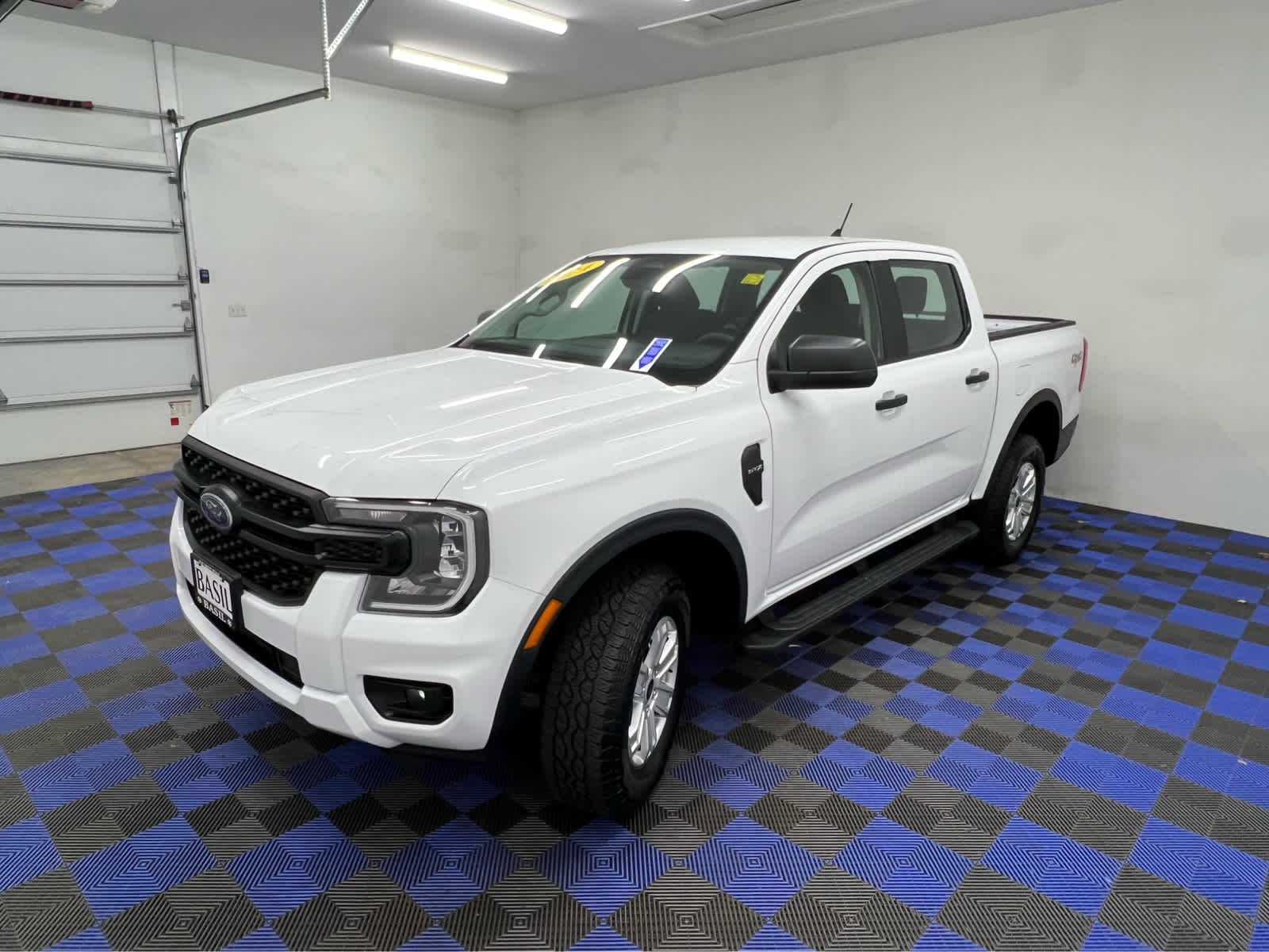 2024 Ford Ranger XL photo 3