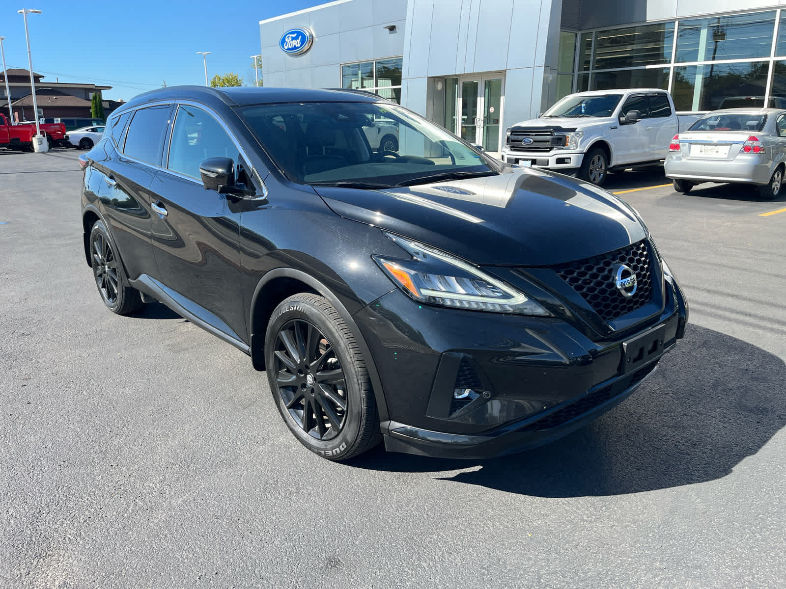 2022 Nissan Murano SL photo 2