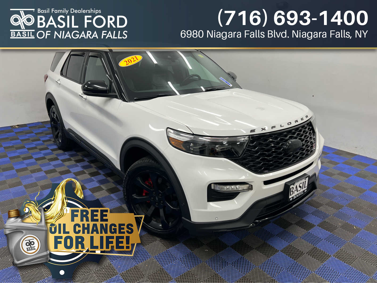 2021 Ford Explorer ST's photo