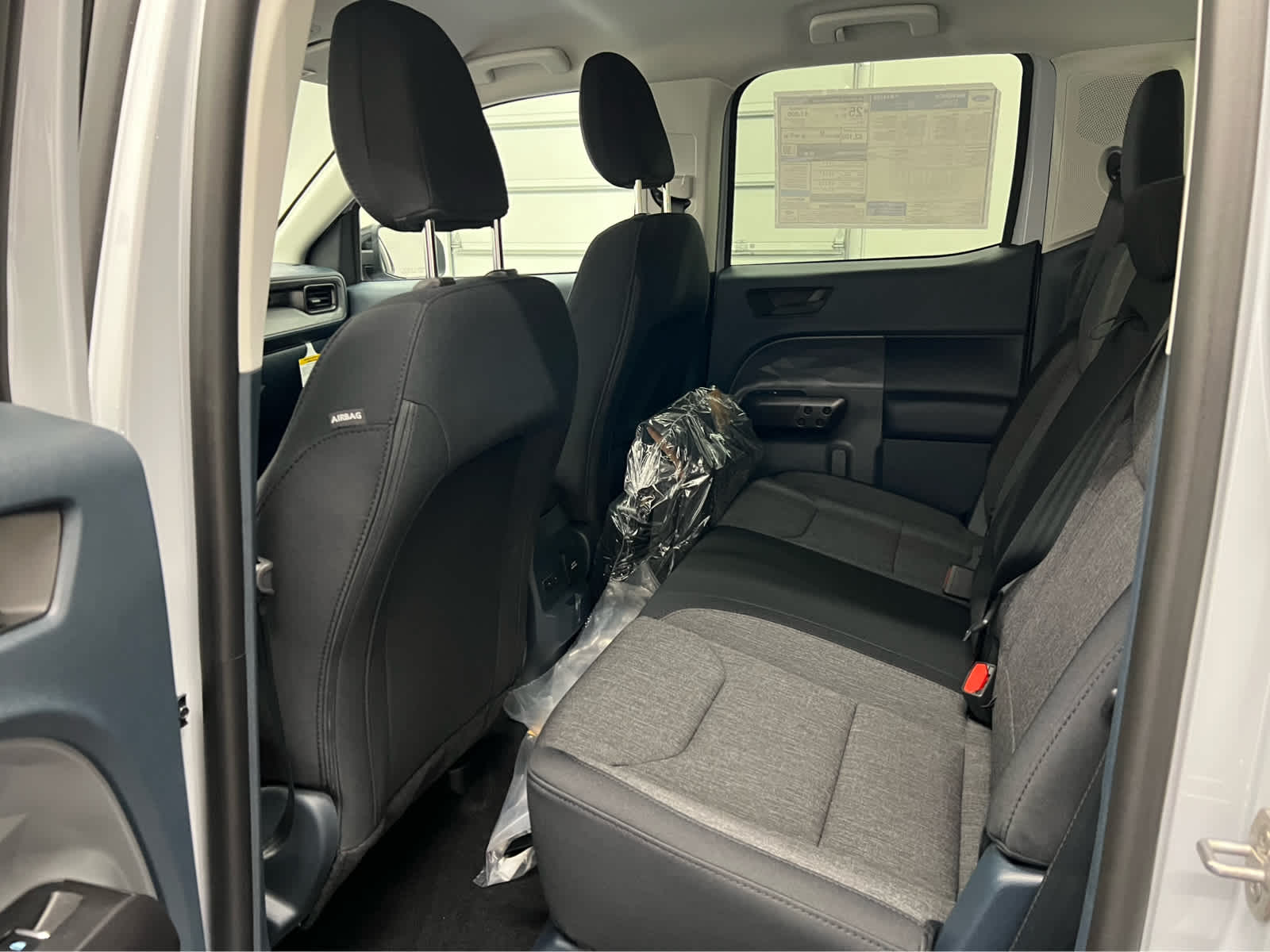 2025 Ford Maverick XLT - Photo 25