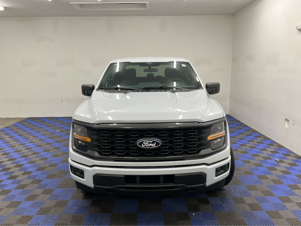 New 2025 Ford F-150 STX 4WD Supercrew 5.5 Box 4WD SuperCrew 5.5 Box
