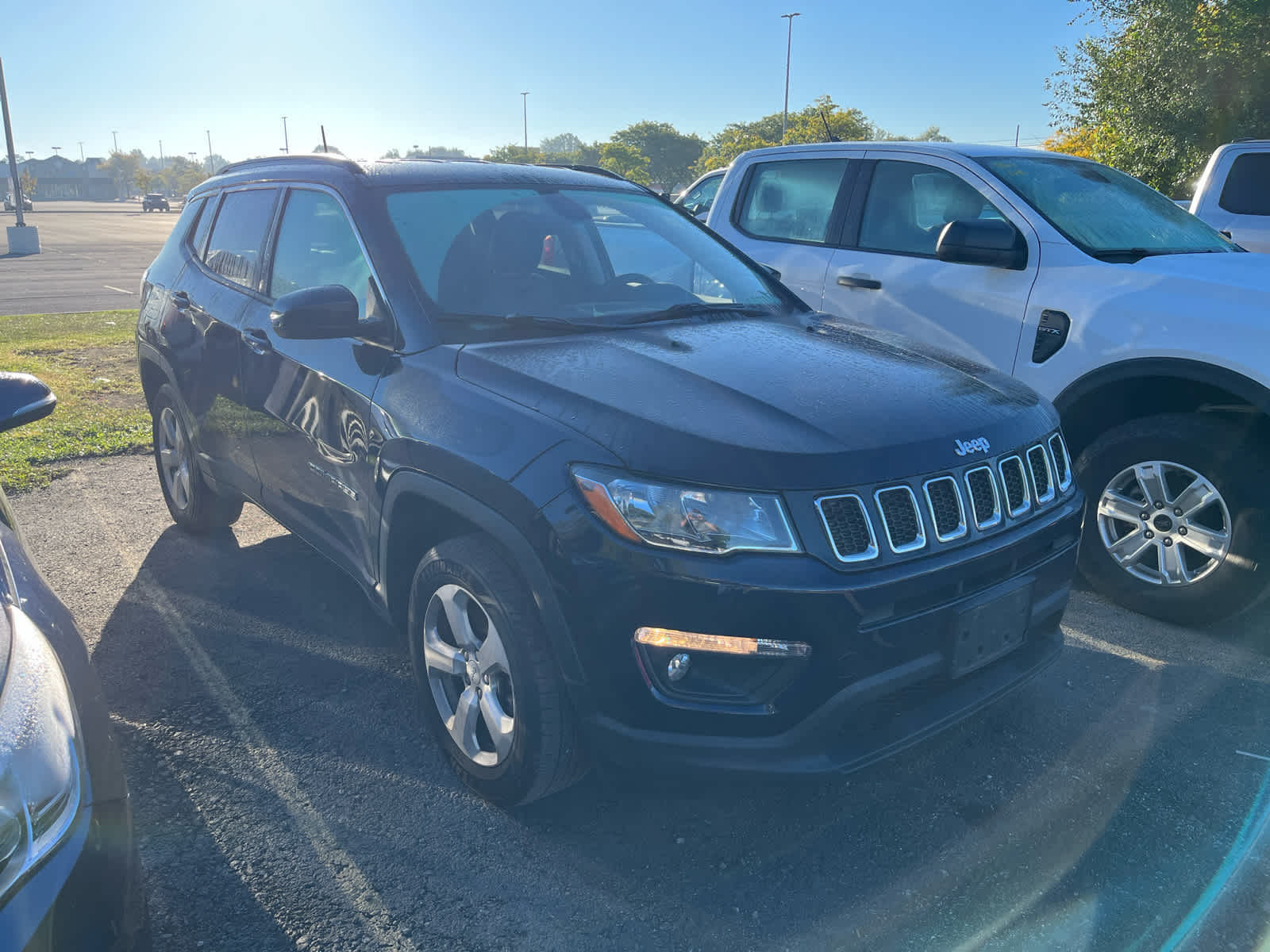 2018 Jeep Compass Latitude photo 2