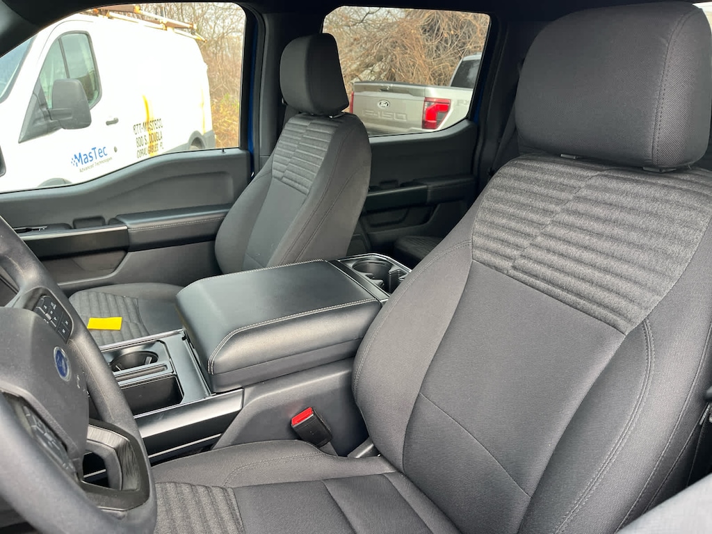 2023 Ford F-150 XL photo 3