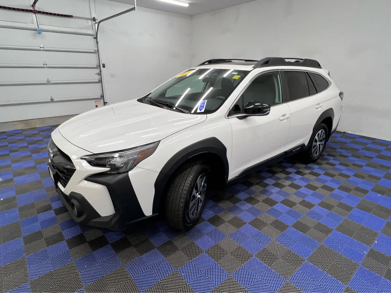 2024 Subaru Outback Premium photo 3