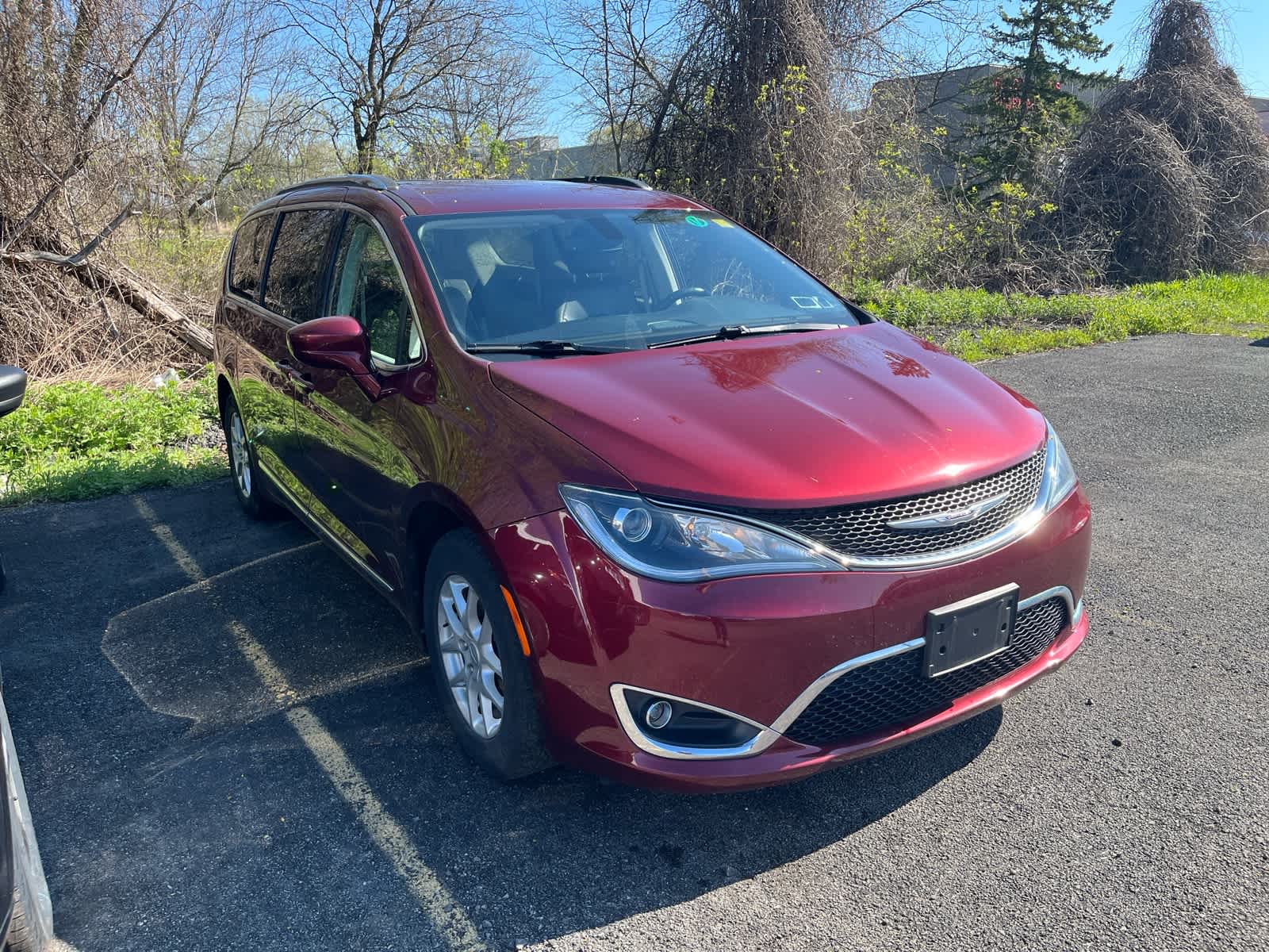 Used 2020 Chrysler Pacifica Touring L with VIN 2C4RC1BG9LR237711 for sale in Niagara Falls, NY