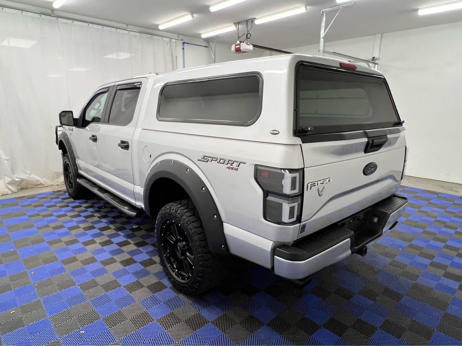 2015 Ford F-150 XL photo 2