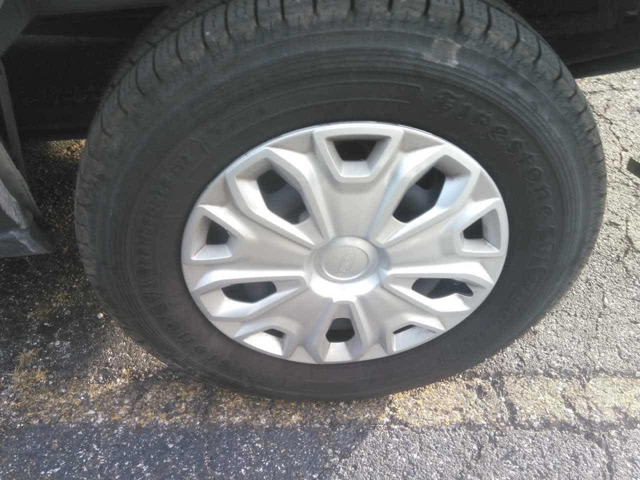 2023 Ford Transit Passenger XLT Van photo 4