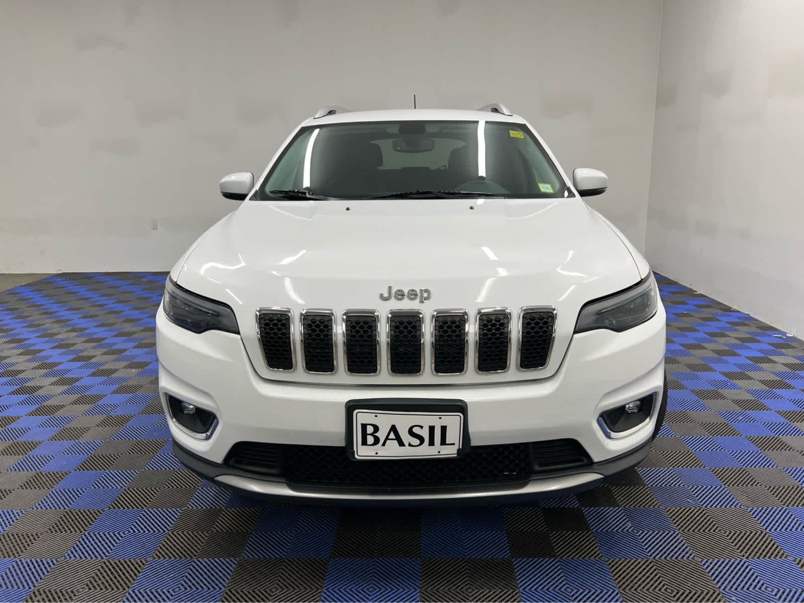 Used 2019 Jeep Cherokee Limited with VIN 1C4PJMDX4KD236477 for sale in Niagara Falls, NY