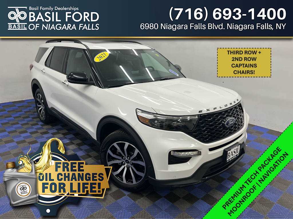 2021 Ford Explorer ST's photo