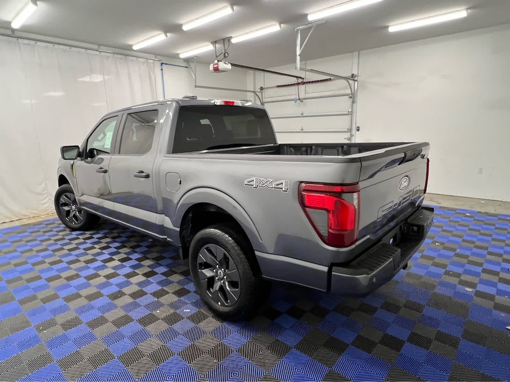 New 2025 Ford F-150 STX 4WD Supercrew 5.5 Box 4WD SuperCrew 5.5 Box