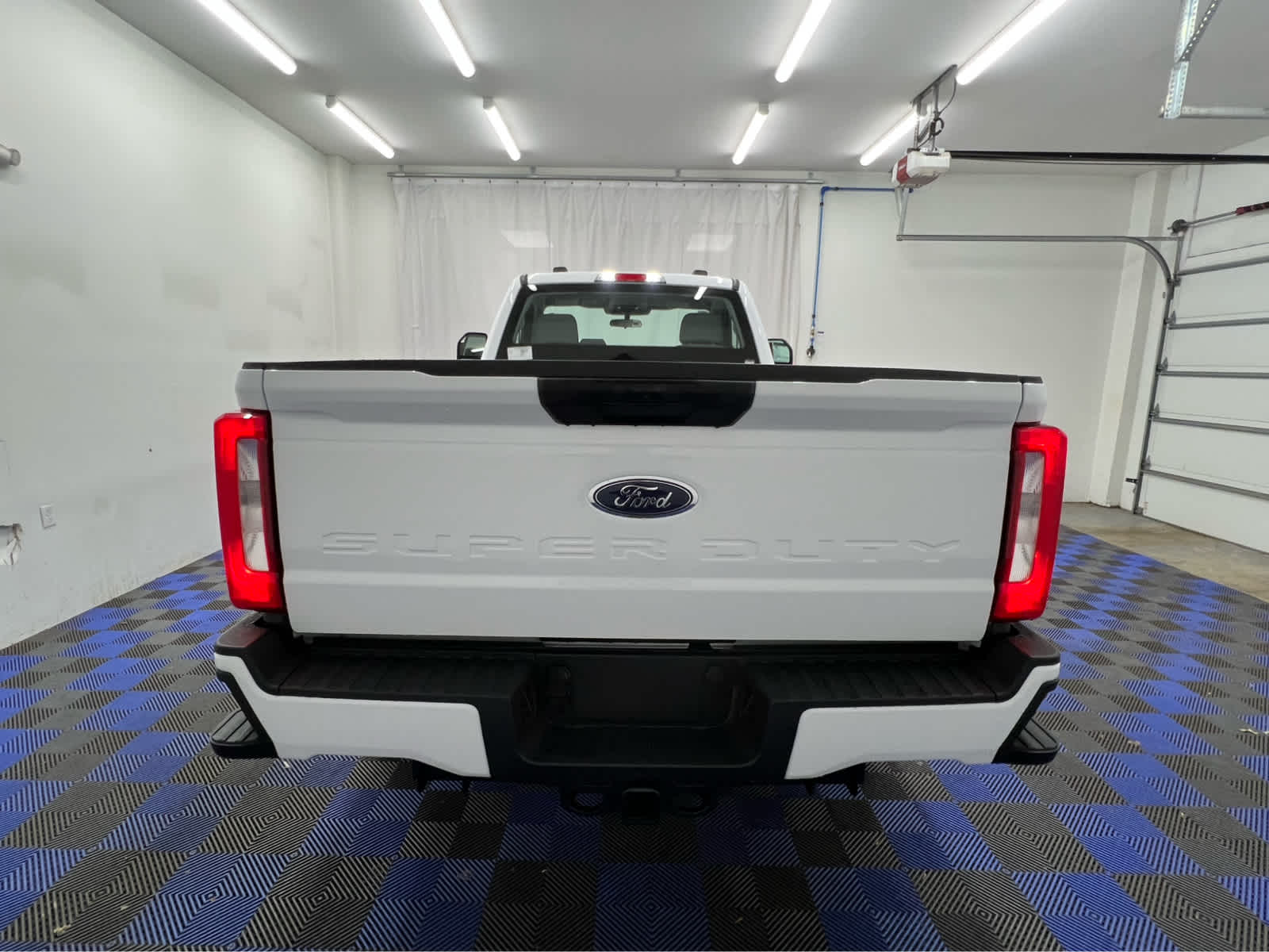 2026 Ford F-350 Super Duty XL - Photo 6