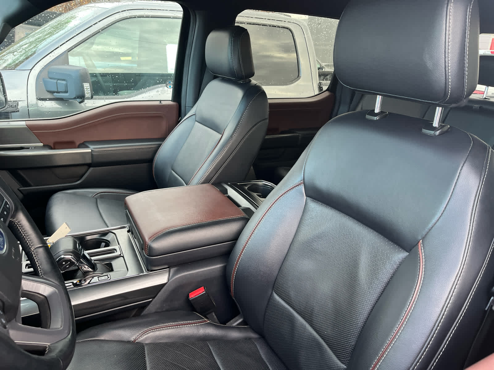 2023 Ford F-150 Lariat photo 3