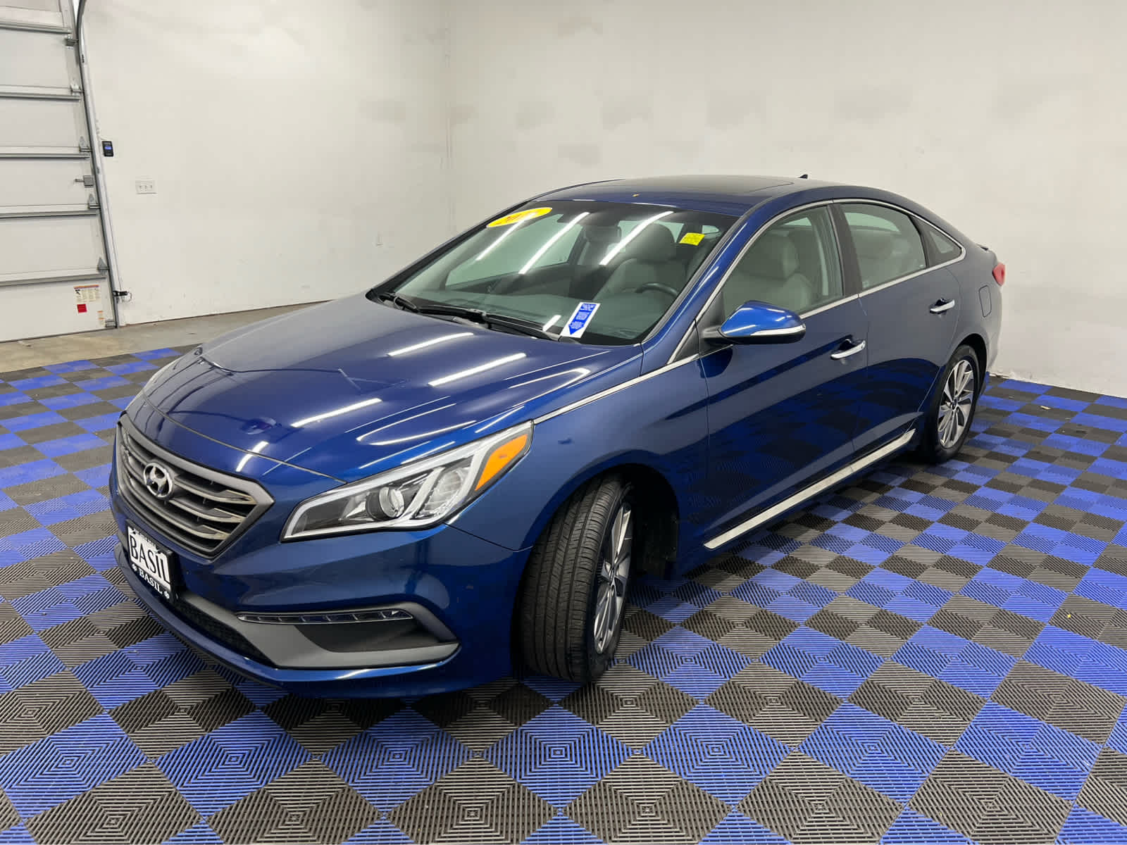 2016 Hyundai Sonata Sport photo 3