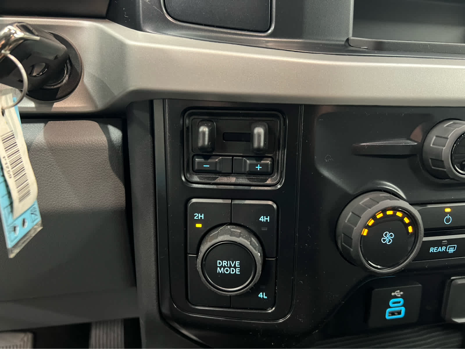 2026 Ford F-250 Super Duty XL - Photo 17