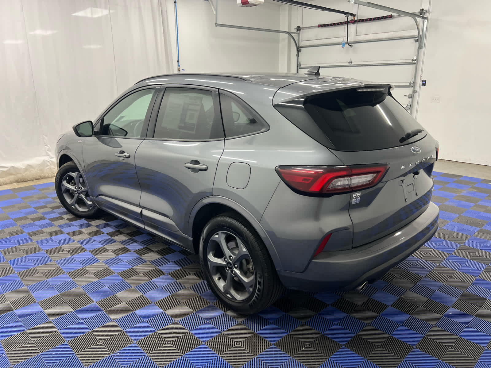 2023 Ford Escape ST-Line - Photo 9