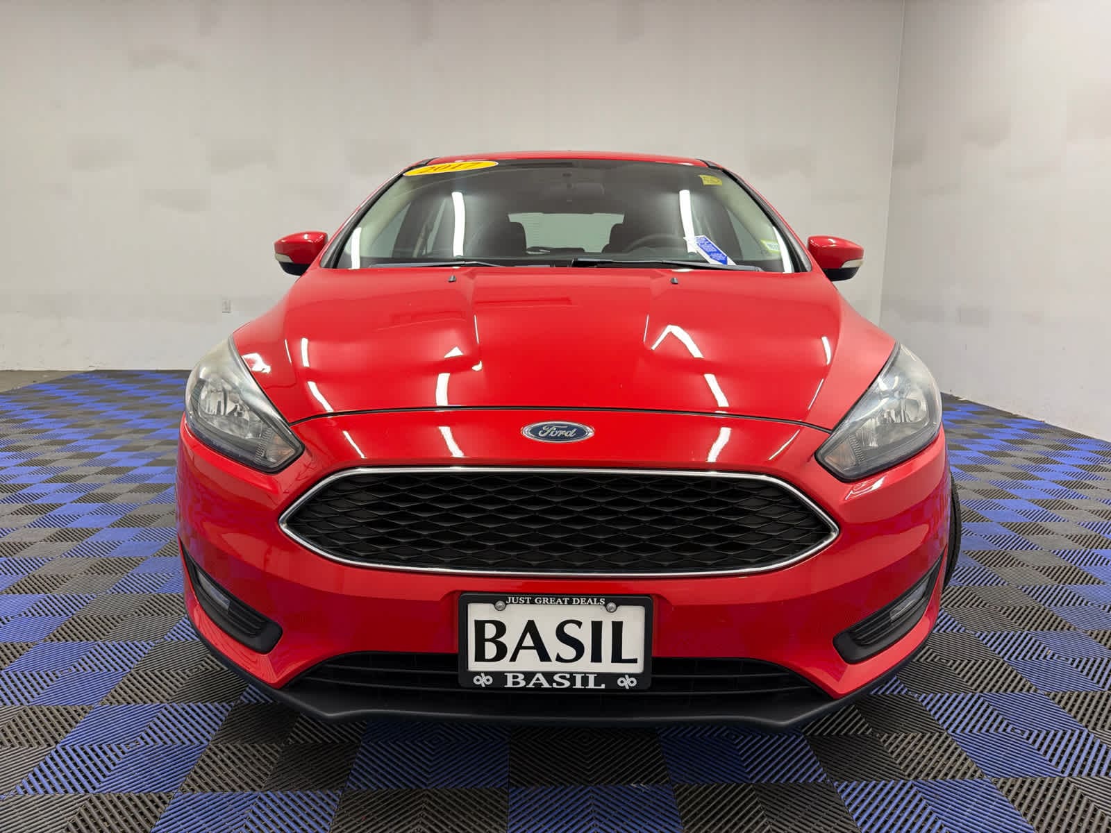 Used 2017 Ford Focus SEL with VIN 1FADP3M23HL227726 for sale in Niagara Falls, NY
